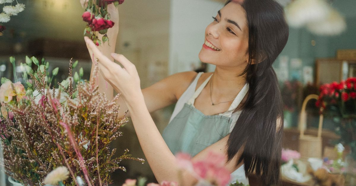 Custom Floral Designs for Every Occasion: A Subscription Guide