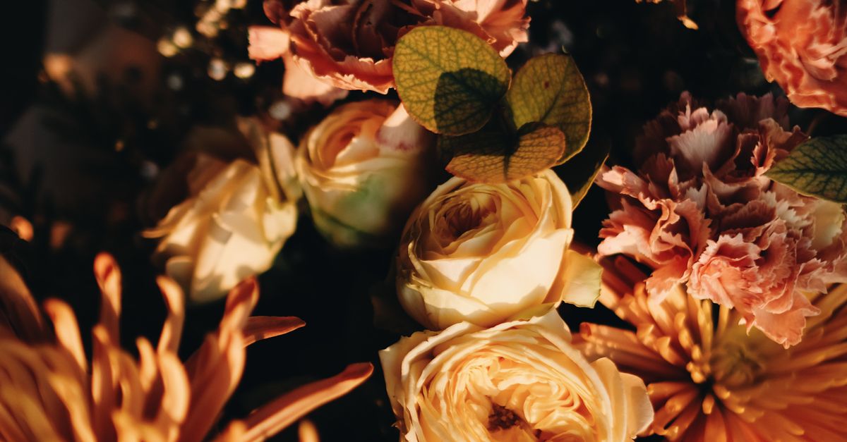 Floral Arrangements That Celebrate Milestone Birthdays