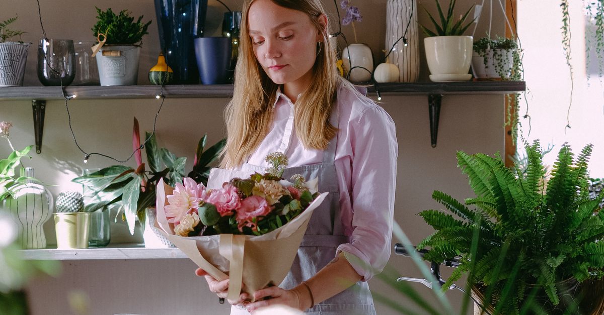 The Convenience of Monthly Flower Deliveries in Newcastle